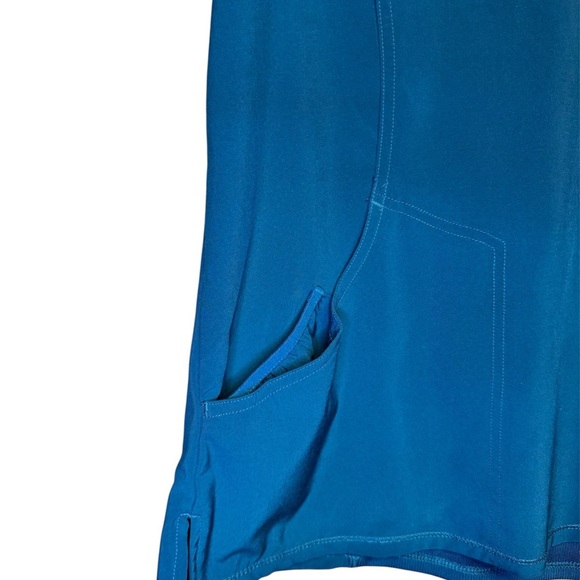 Cherokee Infinity Caribbean Blue Short Sleeve Women's Scrub Top - Picture 3 of 6